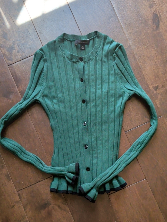 Ann Taylor Sweaters - Ann Taylor Green Ribbed Button-Front Sweater